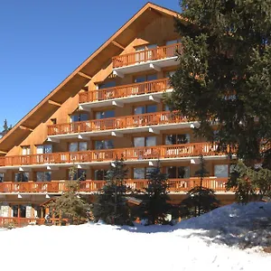 https://residence-maeva-le-golf.hotels-rhonealpes.com