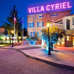 https://villa-cyriel.fr-provencehotel.com